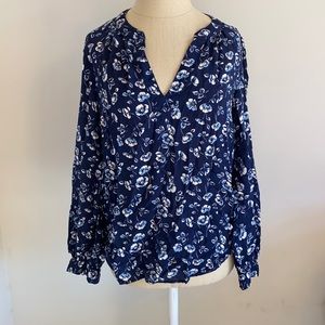 ✨5 FOR $10✨ GAP blouse